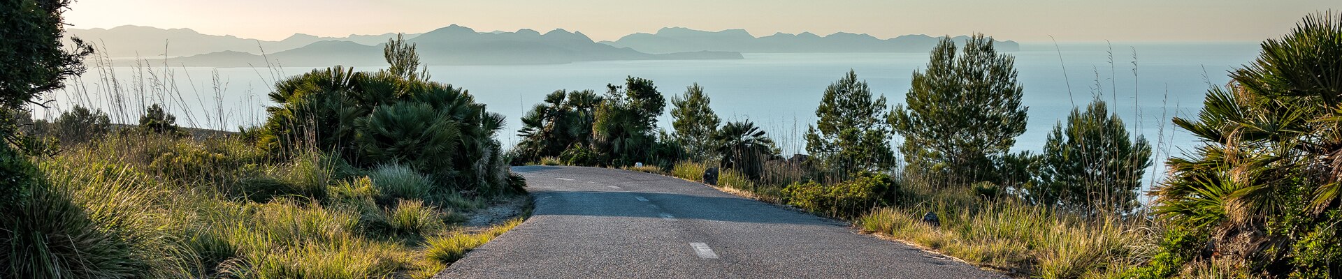 Boka din hyrbil hos TUI