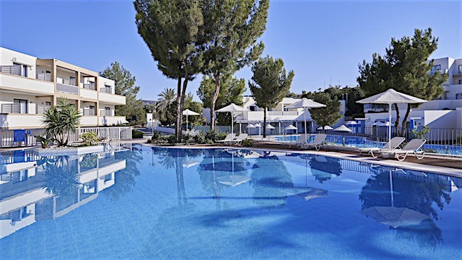 Labranda Kiotari Miraluna