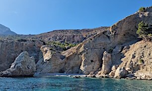 klippor-karpathos-grekland-tui