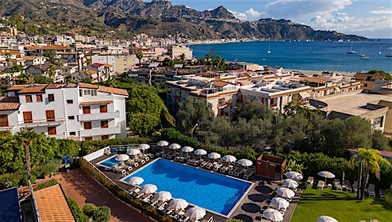 Time to Smile Villa Giardini